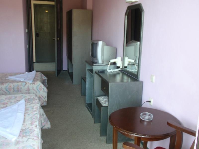 Verano Beach Hotel İçmeler Bilik gambar