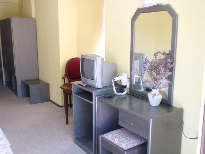 Verano Beach Hotel İçmeler Bilik gambar