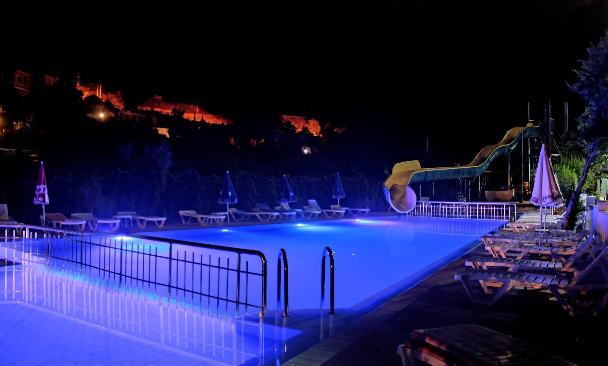 Verano Beach Hotel İçmeler Luaran gambar